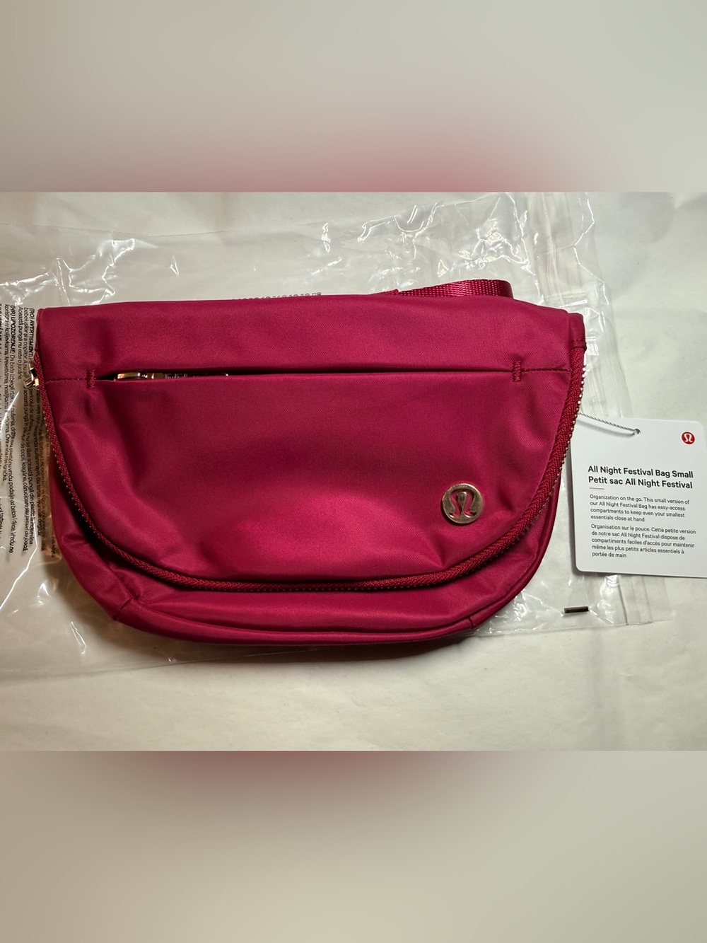 Lululemon All Night Festival Bag Micro 2L Berry Rumble / Gold